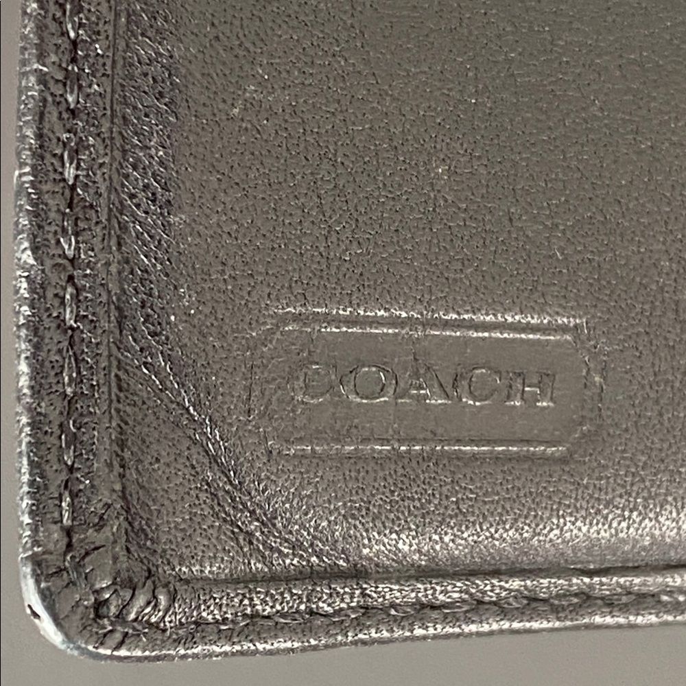 Coach Women’s Black Leather Wallet Silver Tone Hardware Logo Engraved Classic - Picture 6 of 11